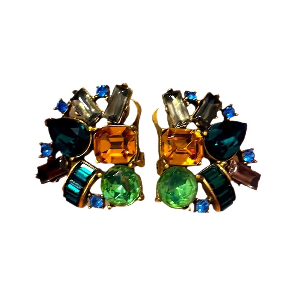 Oscar de la Renta Elegant Emerald confetti cluster Multicolor Gemstone Earrings